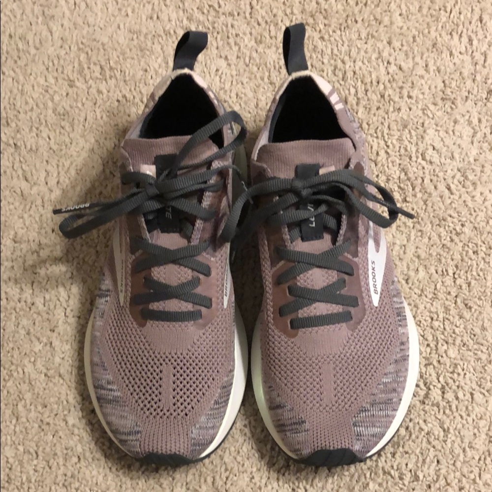 Brooks Dusty Pink Running Shoes with Charcoal Accents